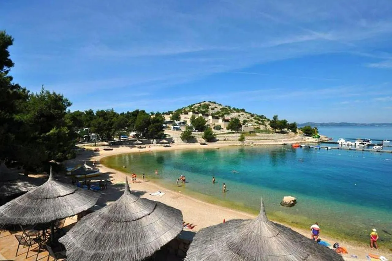 Apartments By The Sea Drage, Biograd - 20703 Pakostane 0*,